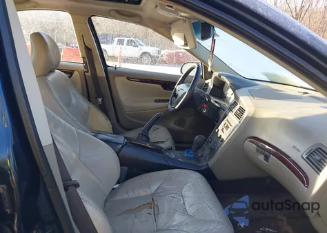 2003 Volvo S60 2.5T Awd из США, поврежденный, VIN YV1RH59H232255483